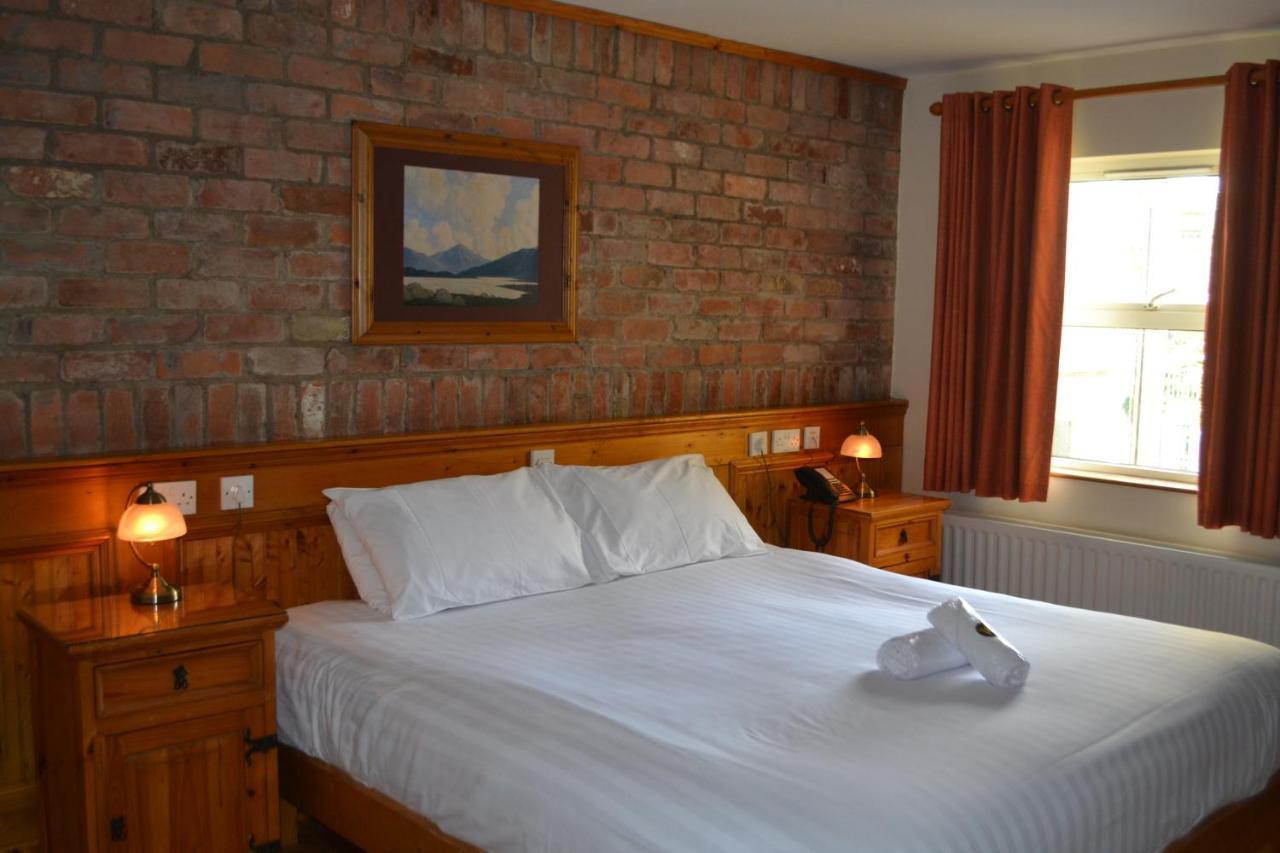 Walsh'S Hotel And Apartments Maghera  エクステリア 写真