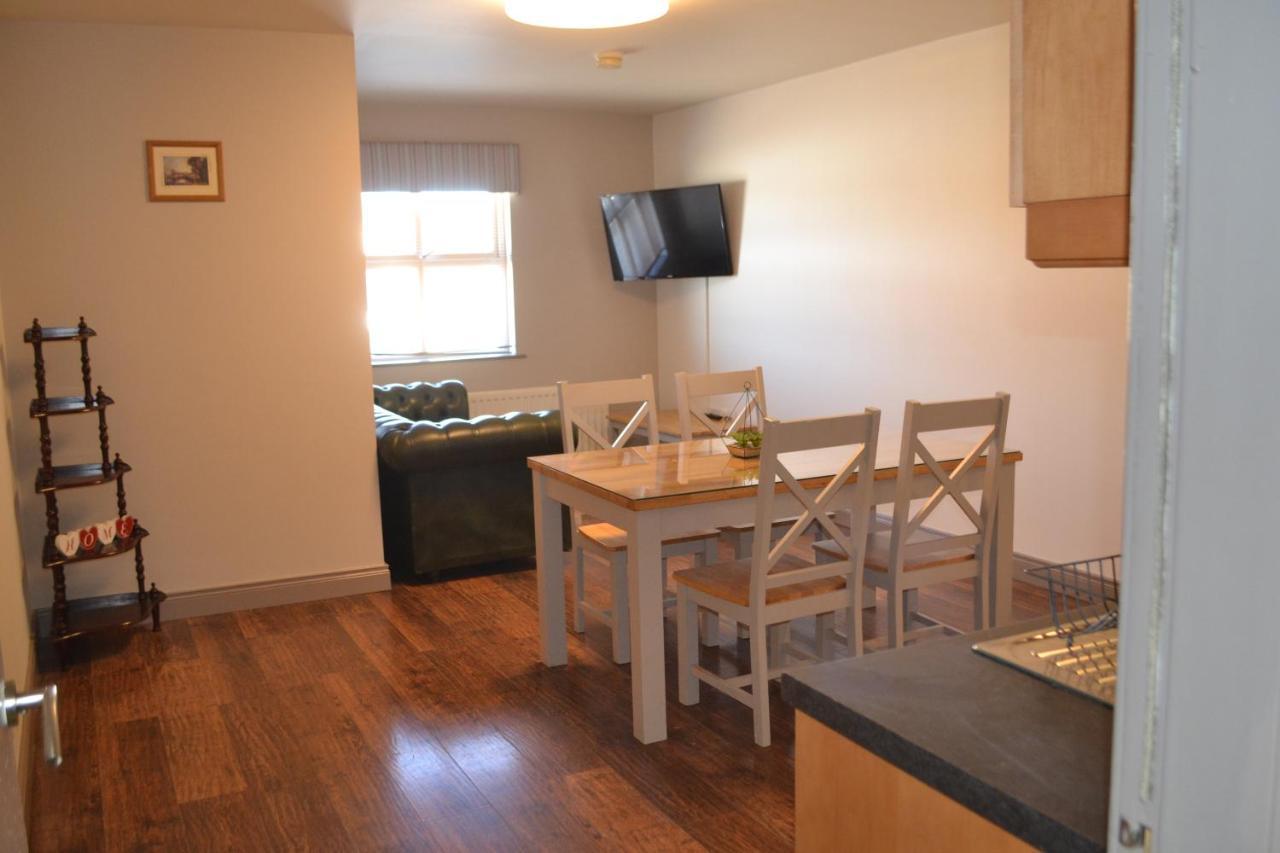 Walsh'S Hotel And Apartments Maghera  エクステリア 写真