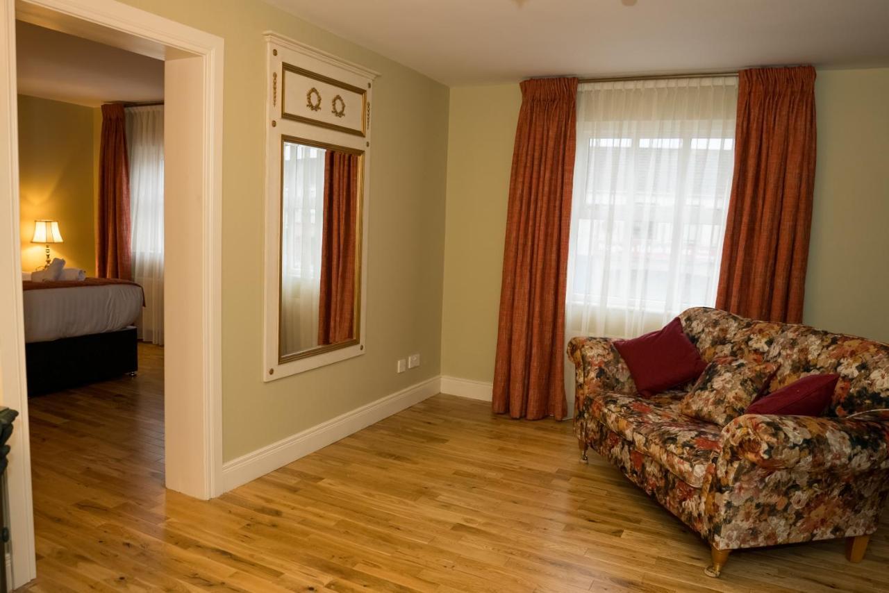 Walsh'S Hotel And Apartments Maghera  エクステリア 写真