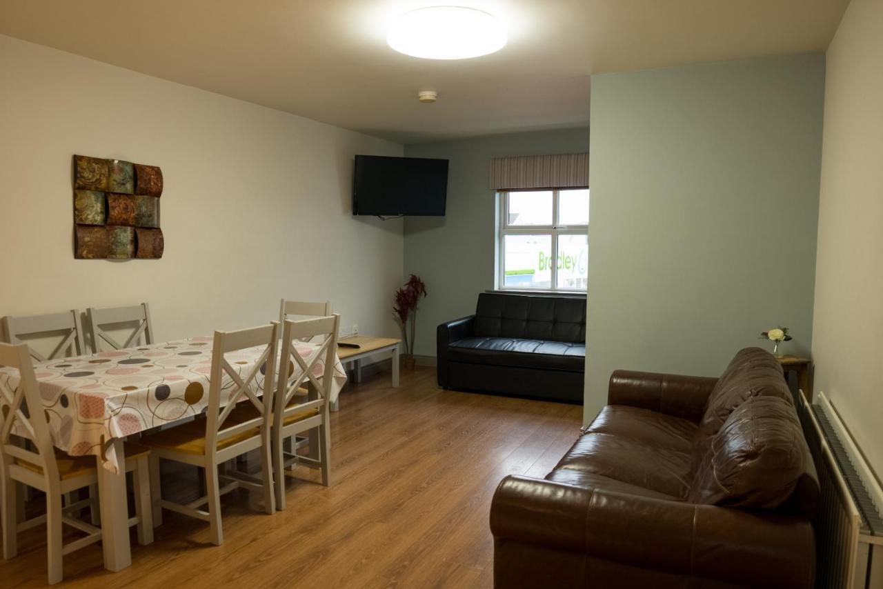 Walsh'S Hotel And Apartments Maghera  エクステリア 写真