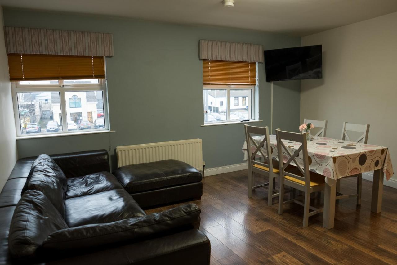 Walsh'S Hotel And Apartments Maghera  エクステリア 写真